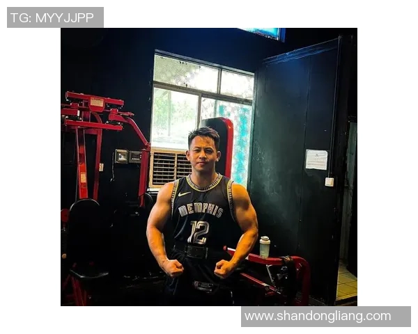 姚明胳膊粗的秘密揭秘他如何通过训练塑造完美身材 姚明胳膊粗的秘密揭秘他如何通过训练塑造完美身材